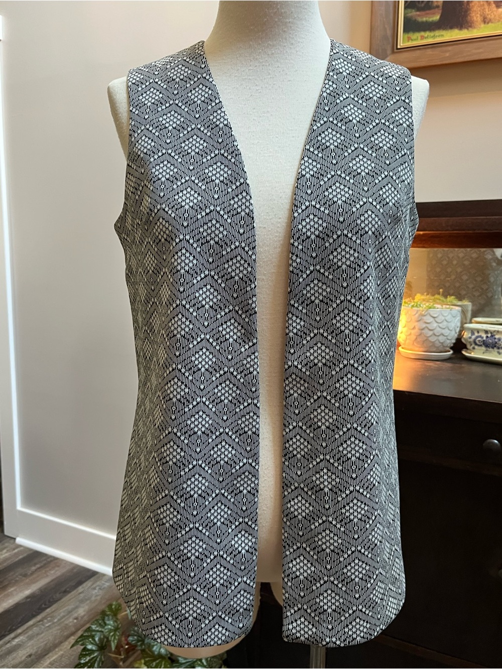60s Monochrome Optical Print Vest